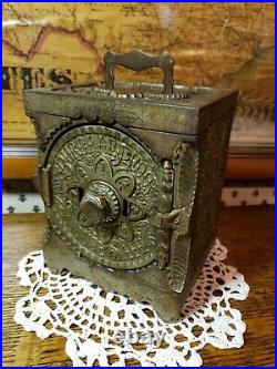 1897 Antique J&E Stevens #40 Key Combination Burglar Proof Bank Safe Cast Iron