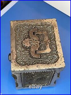 1897 J. E. STEVENS KEY COMBINATION SAFE #40 Burglar Safe House Cast Iron BANK