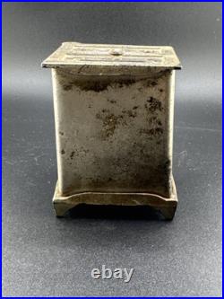 1900 CAST IRON HOME SAFE COMBINATION FLOOR SAFE FIGURAL STILL BANK By KENTON 1900 CAST IRON HOME SAFE COMBINATION FLOOR SAFE FIGURAL STILL BANK By KENTON