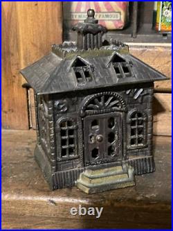 1900'S KENTON Old Vintage Cast Iron Metal State Bank WITH KEY