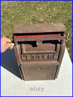 1940 Carlisle Foundry Cast Iron US Mailbox Letter Drop