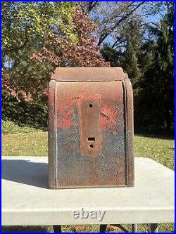 1940 Carlisle Foundry Cast Iron US Mailbox Letter Drop