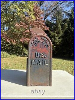 1940 Carlisle Foundry Cast Iron US Mailbox Letter Drop