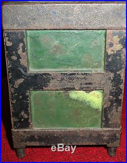 ANTIQUE CAST IRON AND METAL NEW YORK SAFE BANK WITH KEY COIN STIILL BANK