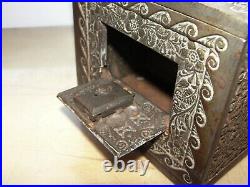 Antique 1905 J & E Stevens Cast Iron Coin Bank Box NO KEY