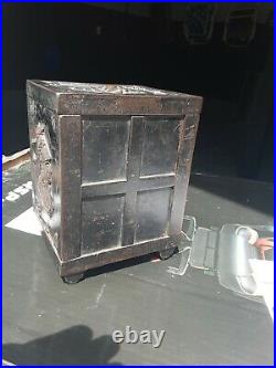 Antique J & E Stevens cast iron barking watchdog Mechanical safe bank orig Paint