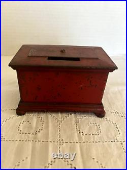 Antique Radio Bank Vintage Red Kenton Toys, Kenton, Ohio