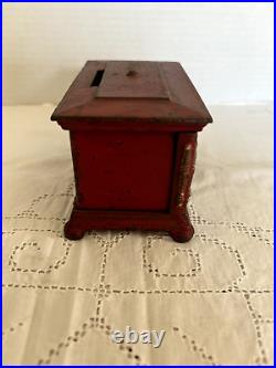 Antique Radio Bank Vintage Red Kenton Toys, Kenton, Ohio