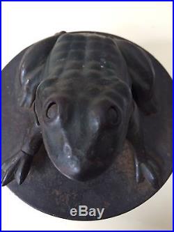 Antique cast iron frog bank