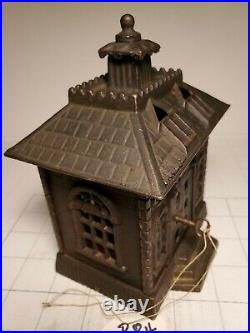 B-84 ANTIQUE CAST IRON LARGE STATE BANK BUILDING KENTON withkey, GOOD CONDITION