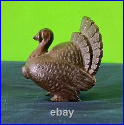Cast iron Cock a Doodle Do Rooster Chicken Wild Turkey Thanksgiving Coin Bank