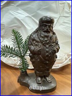 Ives Manufacturing Company Santa Bank Late 19th c. Cast Iron