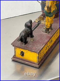 Mechanical Bank trick dog works. 1988. Original paint and lock