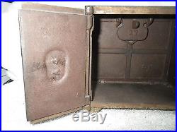 Rare Antique Original CAST IRON DOUBLE DOOR MEDALLION Safe Bank w Combination