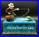 Vintage_1962_Fishing_Cast_Iron_Coin_Bank_The_One_That_Got_Away_Fish_Barrel_Funny_01_nzay