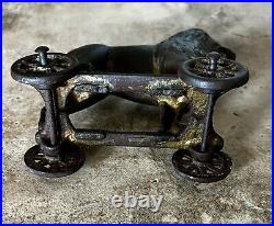 Vintage A. C Williams Cast Iron Circus Lion On Wheels Still Coin Bank 5
