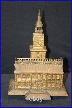 Vintage Independence Hall Cast Iron Coin Bank Created In 1875 By Enterprise Mfg