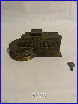 Vintage Mid Century Lawn Savings Bank BUILDING 1961 Coin Bank Banthrico with Key