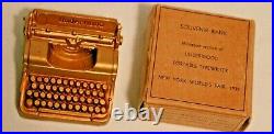Worlds Fair 1939 Underwood Typewriter Bank in original box